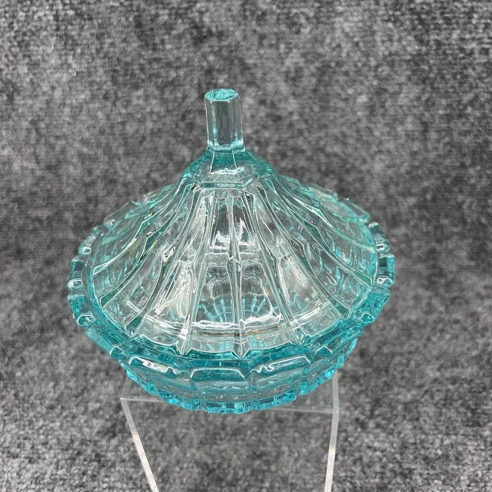 Vintage Tiara Fostoria Lead Crystal Teal Green - Blue Glass Candy Dish W/Lid 5